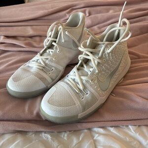 Nike Kyrie 3 white chrome basketball shoes!